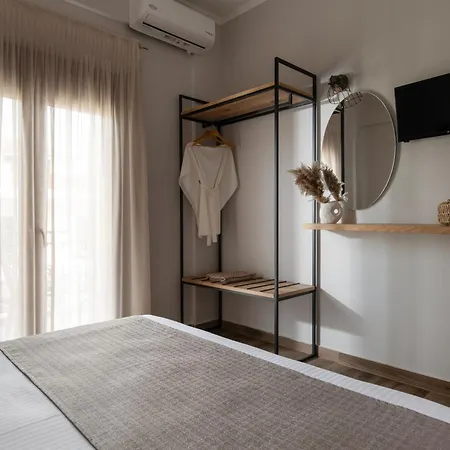 Jo And Chris House * Nikiti (Sithonia)